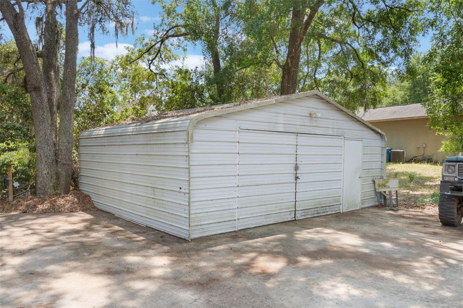 WEST HIGHLANDS - Residential