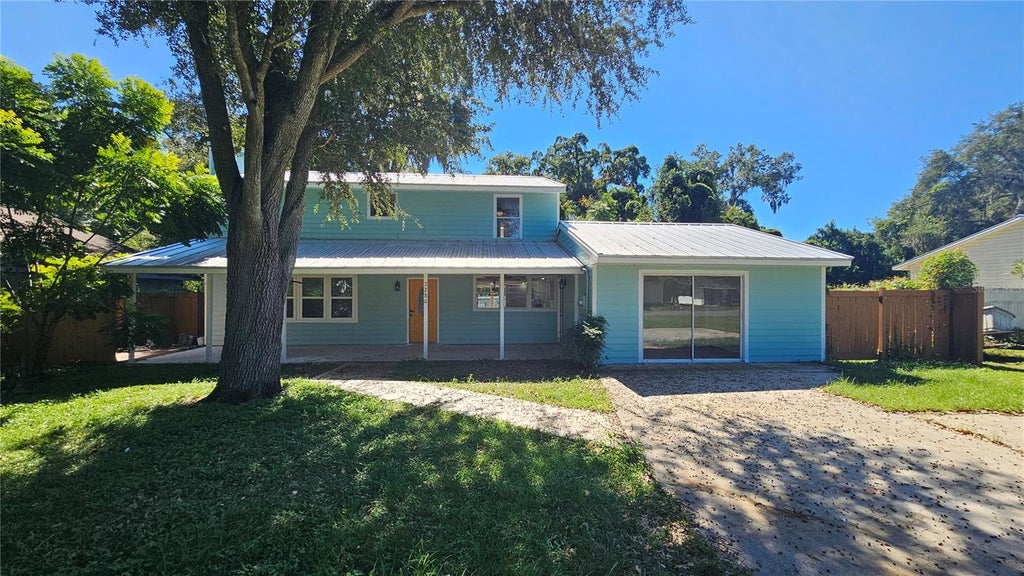 Photo of 7280 SE 120th Street, Belleview, FL 34420 (MLS # TB8560593)