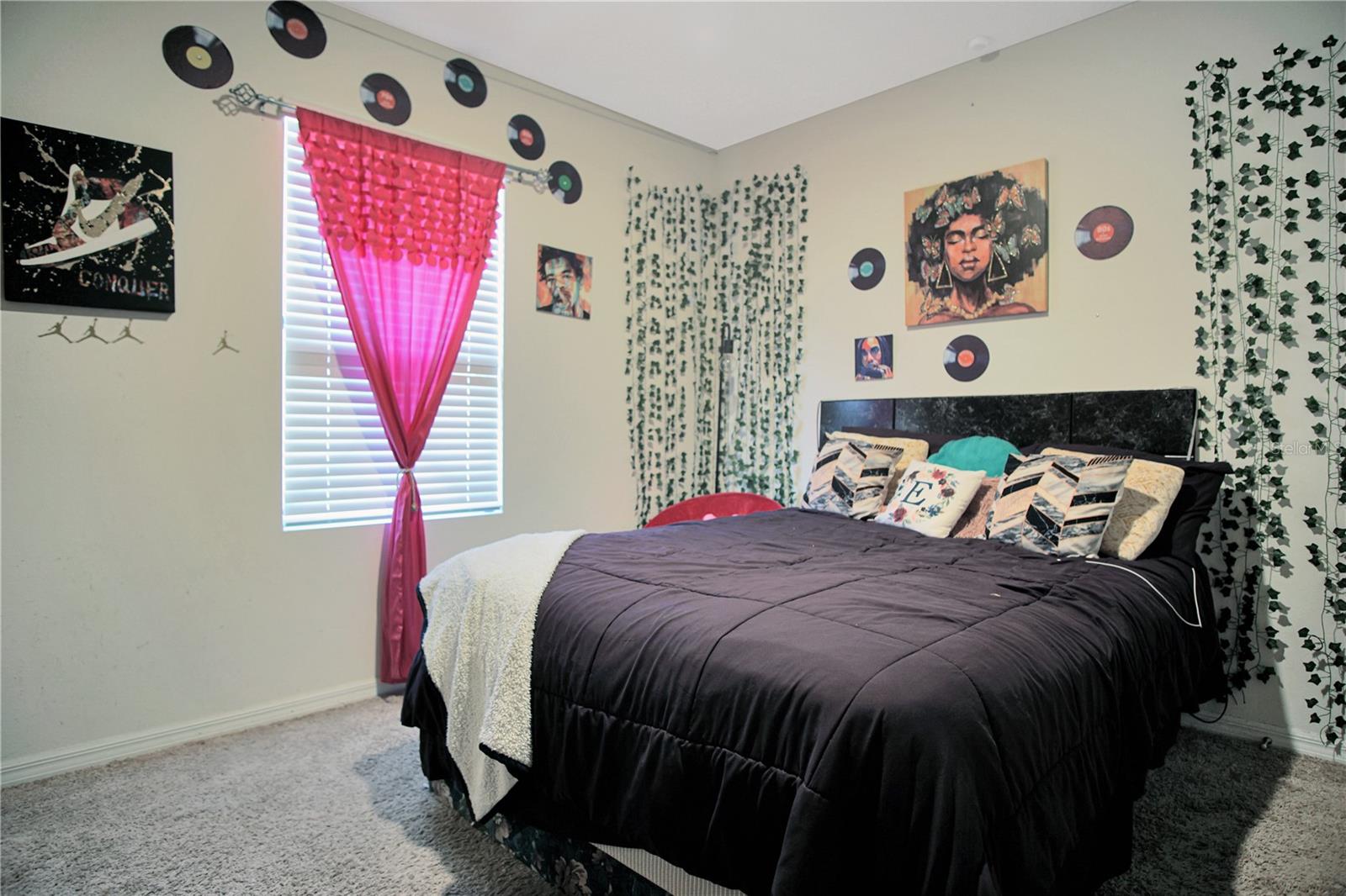 SQUIRES GROVE - Residential Lease