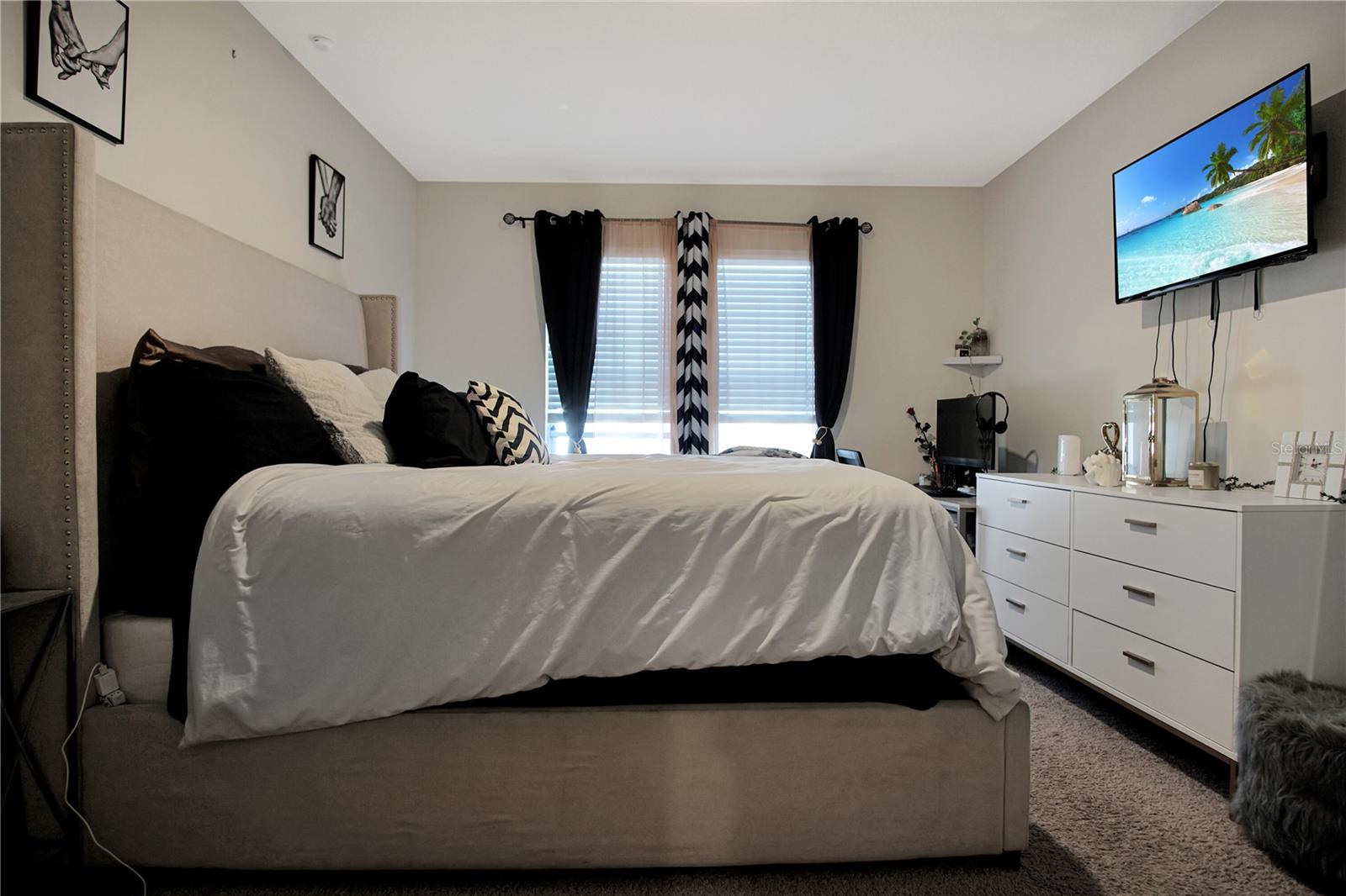 SQUIRES GROVE - Residential Lease