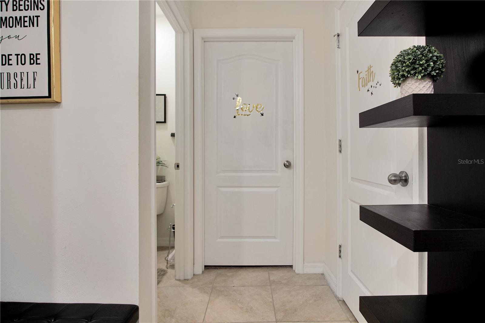 SQUIRES GROVE - Residential Lease