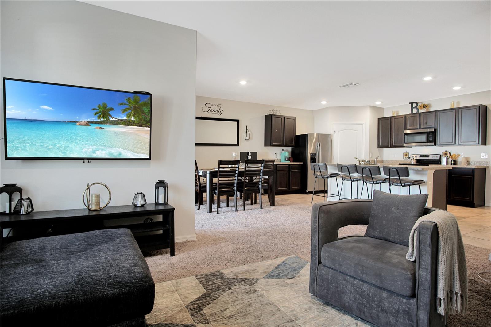 SQUIRES GROVE - Residential Lease