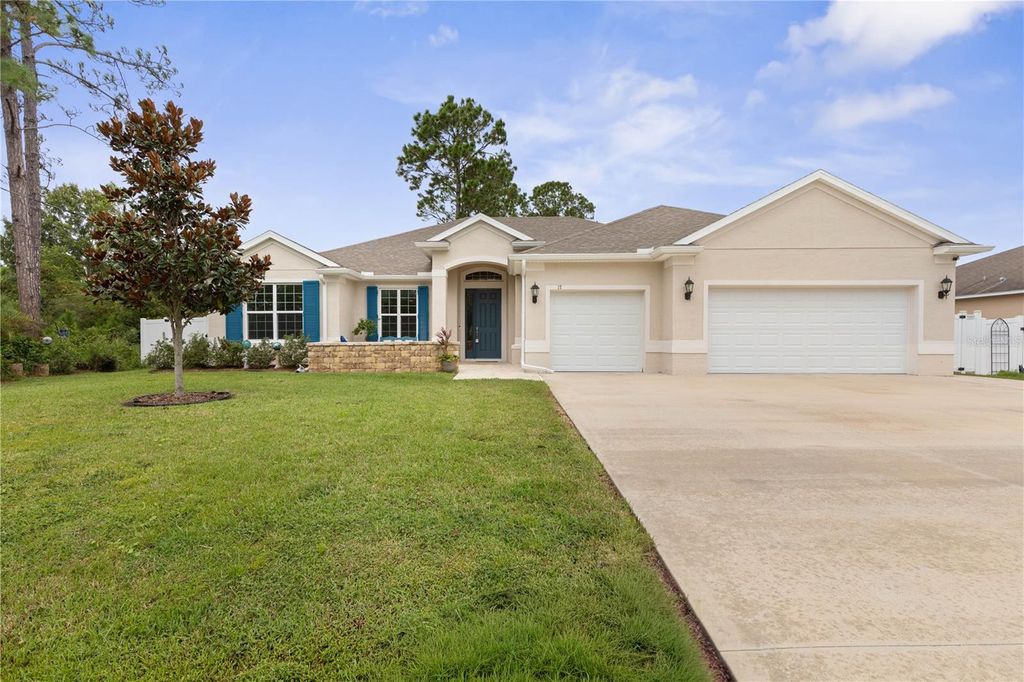 Photo of 17 Seamaiden Path, Palm Coast, FL 32164 (MLS # FC312901)