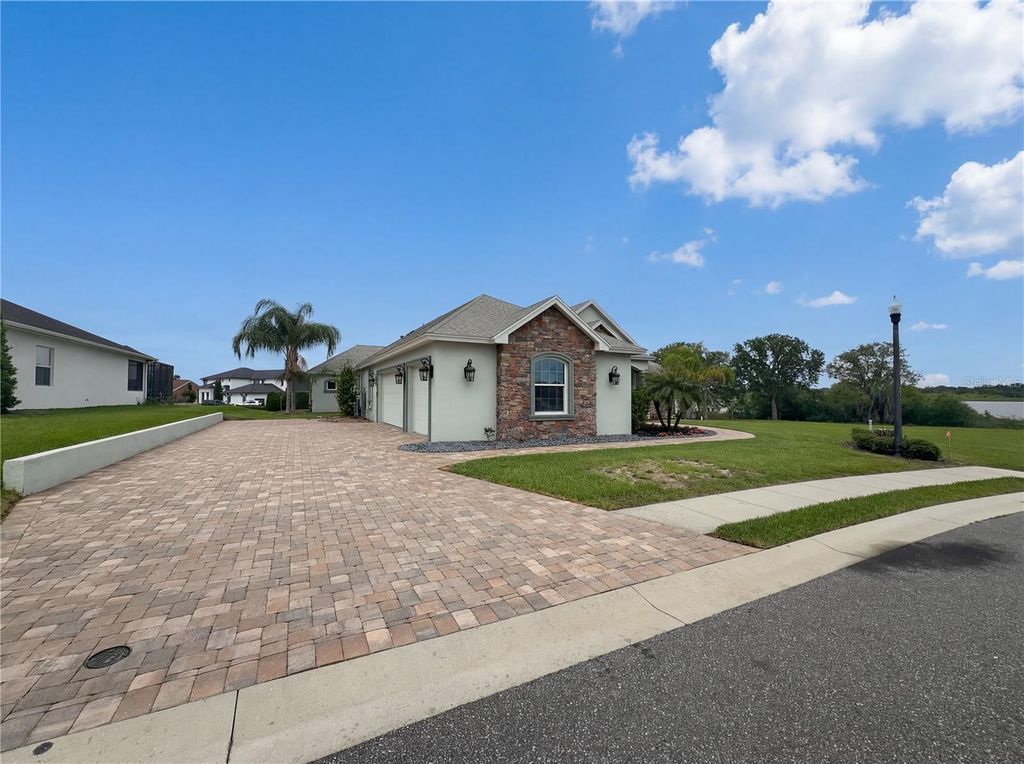 Photo of 4921 Deckside Loop, Lakeland, FL 33812 (MLS # O6399486)