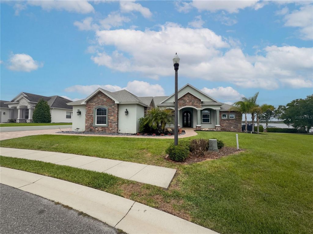 Photo of 4921 Deckside Loop, Lakeland, FL 33812 (MLS # O6399486)