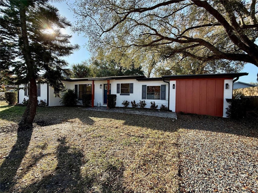 Photo of 6124 Dogwood Drive, Orlando, FL 32807 (MLS # O6382538)