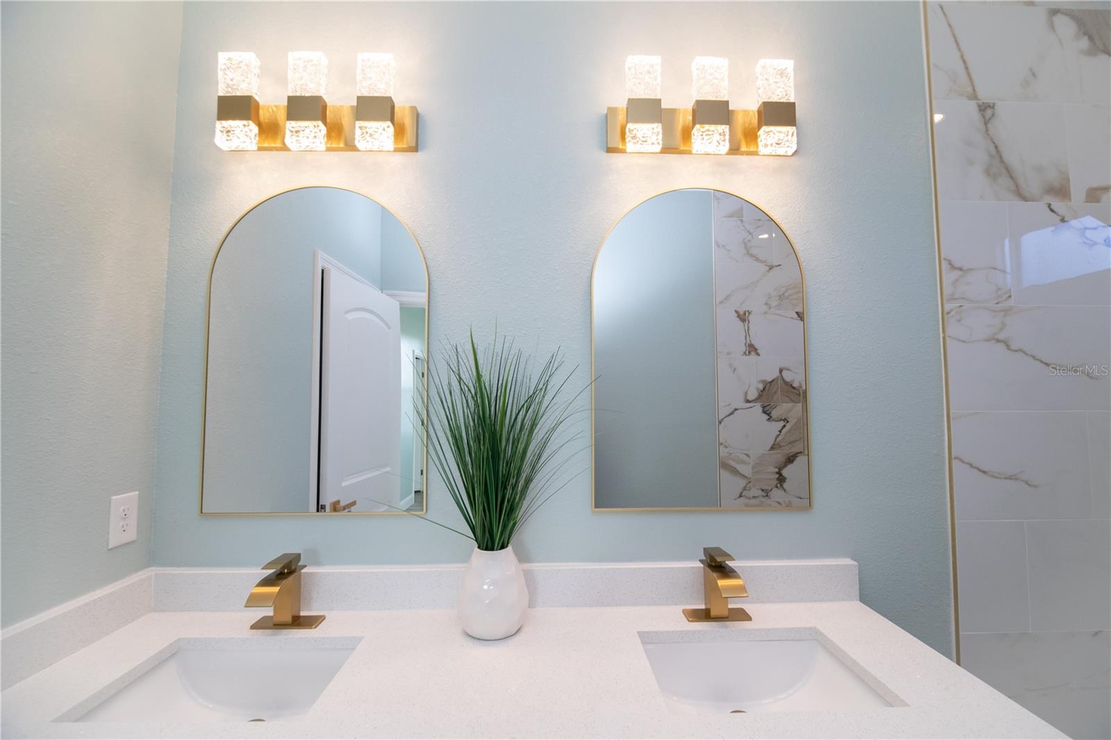 SHEPHARDS - Residential