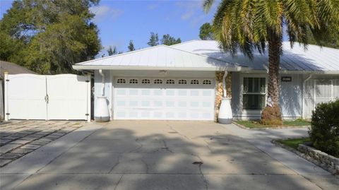 A home in APOPKA