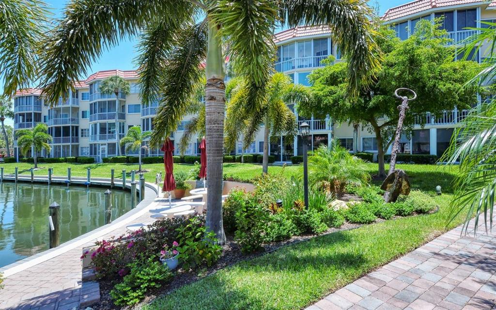 SIESTA HARBOR II - Residential Lease