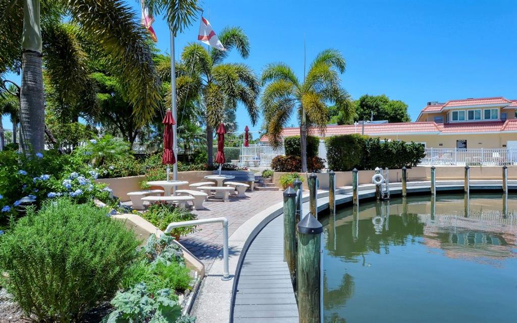 SIESTA HARBOR II - Residential Lease