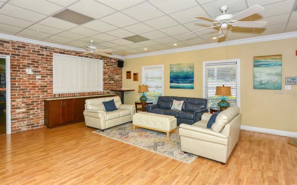 SIESTA HARBOR II - Residential Lease