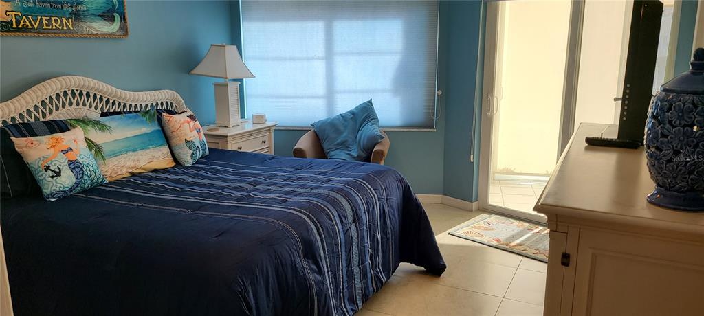 SIESTA HARBOR II - Residential Lease