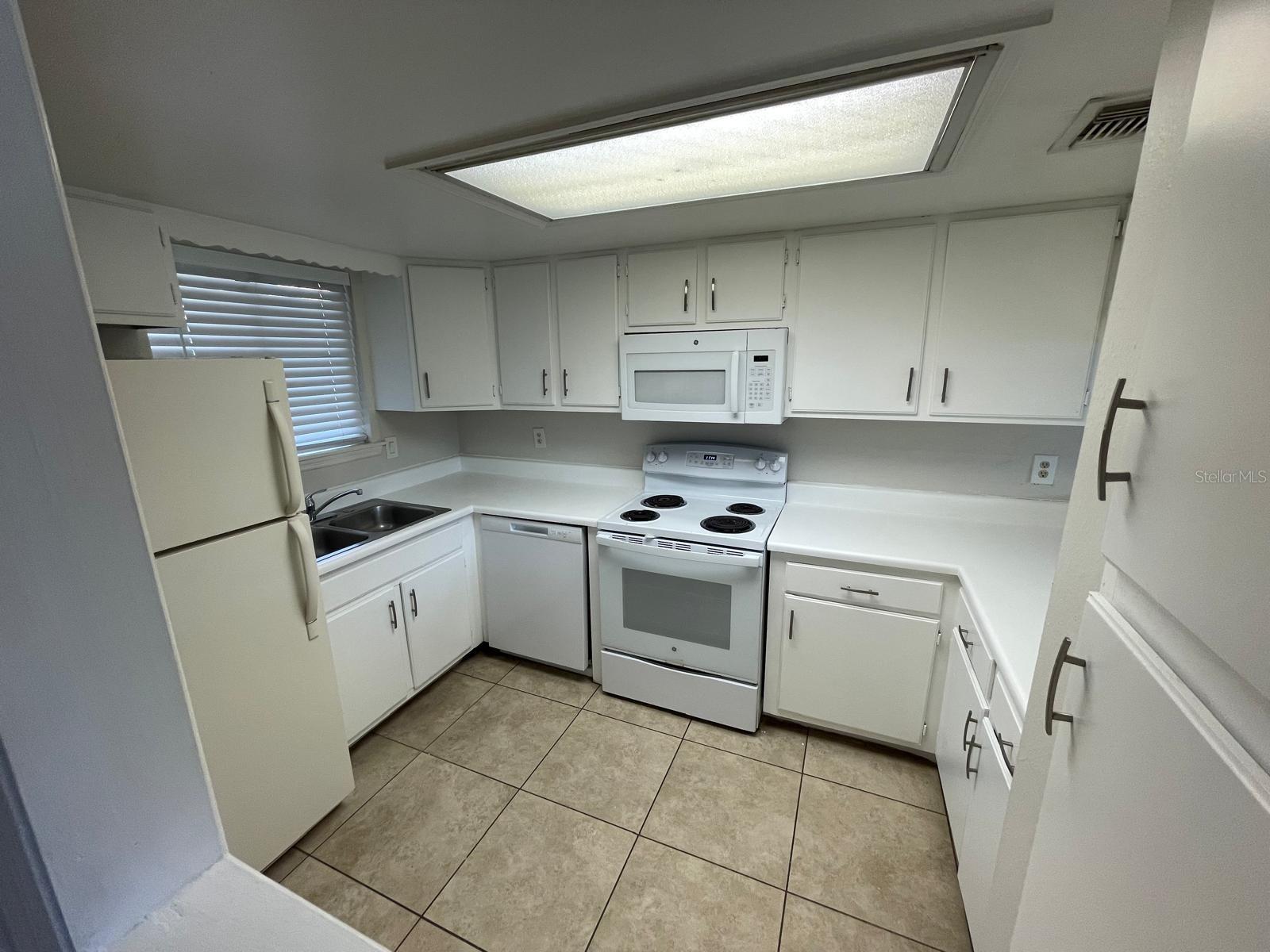 WINTER PARK VILLAS CONDO - Residential