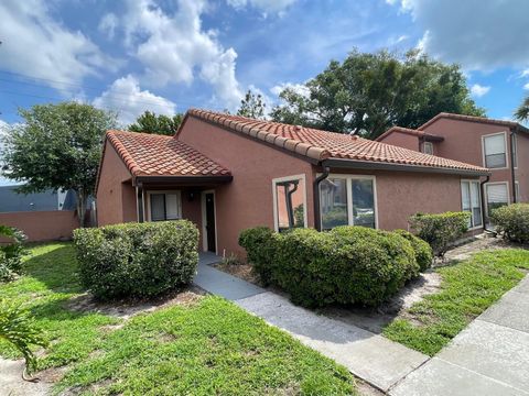 614 GRENADINE COURT N 614 WINTER PARK FL 32792