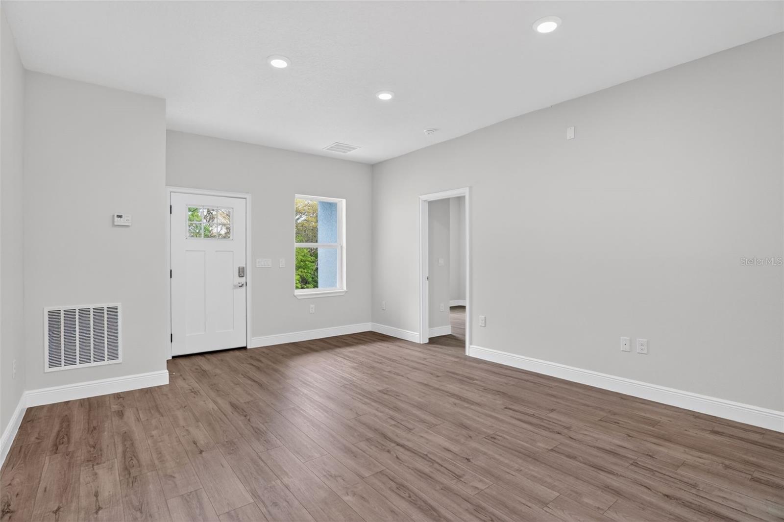 CITRUS SPGS UNIT 04 - Residential