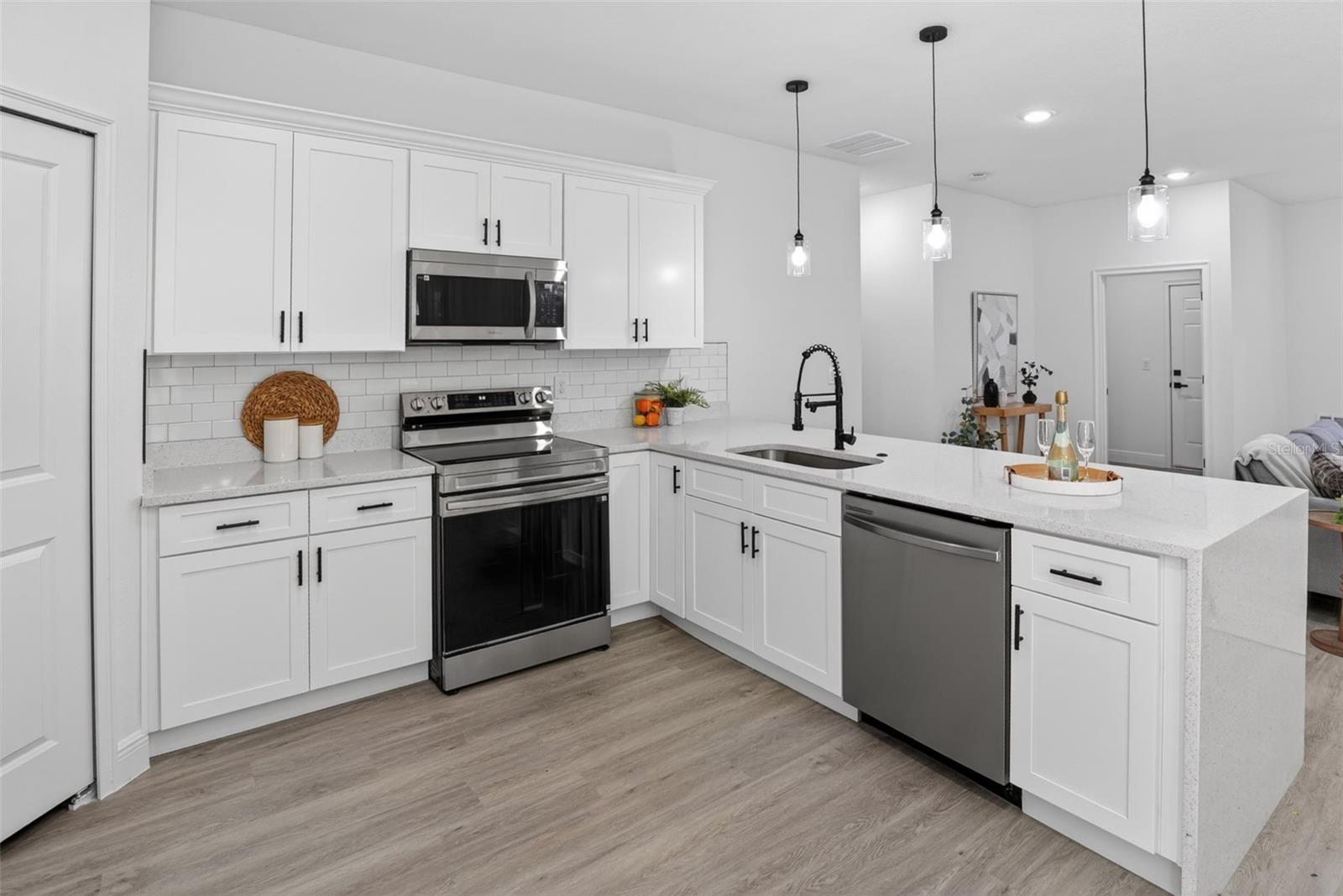 CITRUS SPGS UNIT 04 - Residential