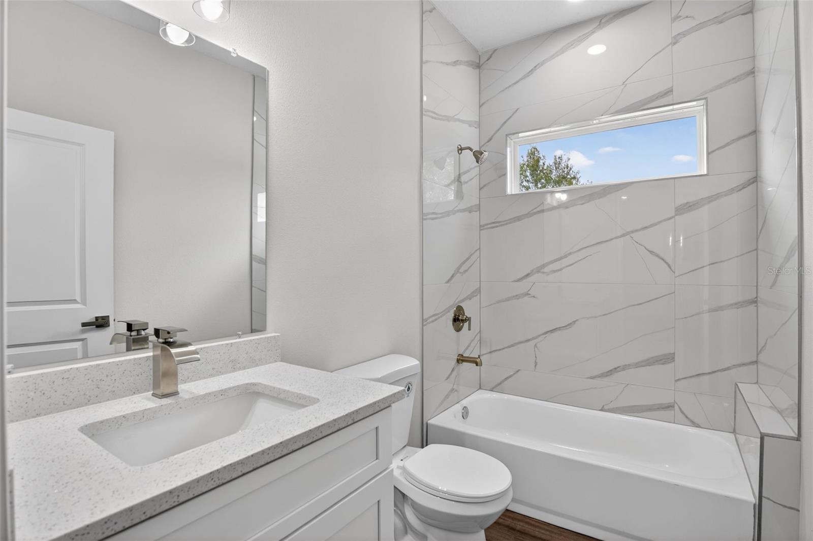 CITRUS SPGS UNIT 04 - Residential