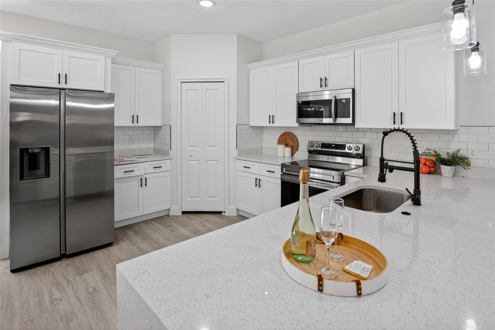 CITRUS SPGS UNIT 04 - Residential