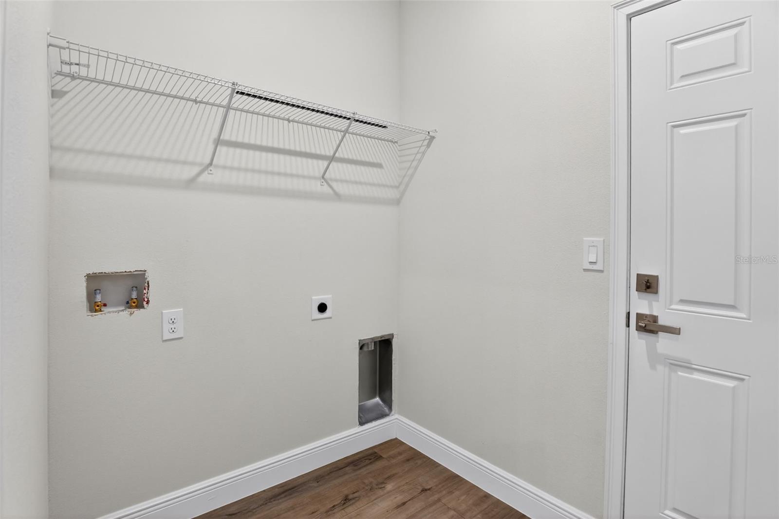 CITRUS SPGS UNIT 04 - Residential