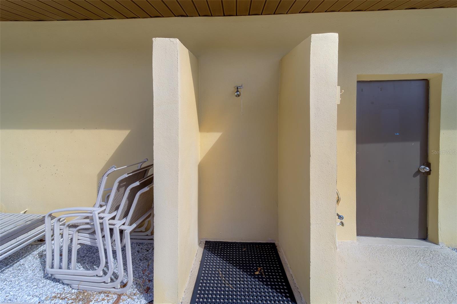 6000 PARK PLACE CONDO - Residential