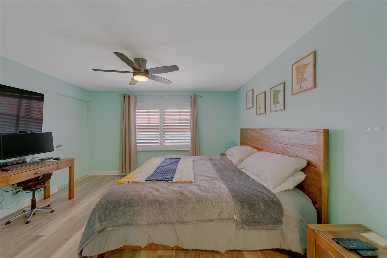 6000 PARK PLACE CONDO - Residential