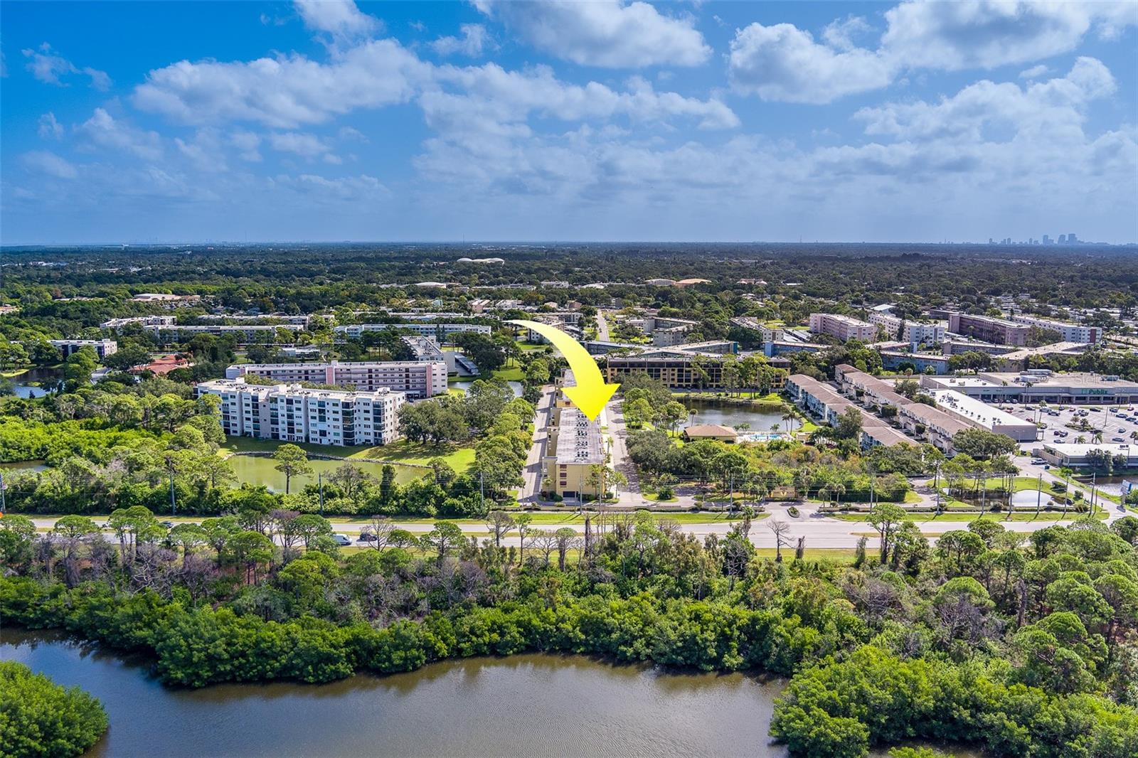 6000 PARK PLACE CONDO - Residential