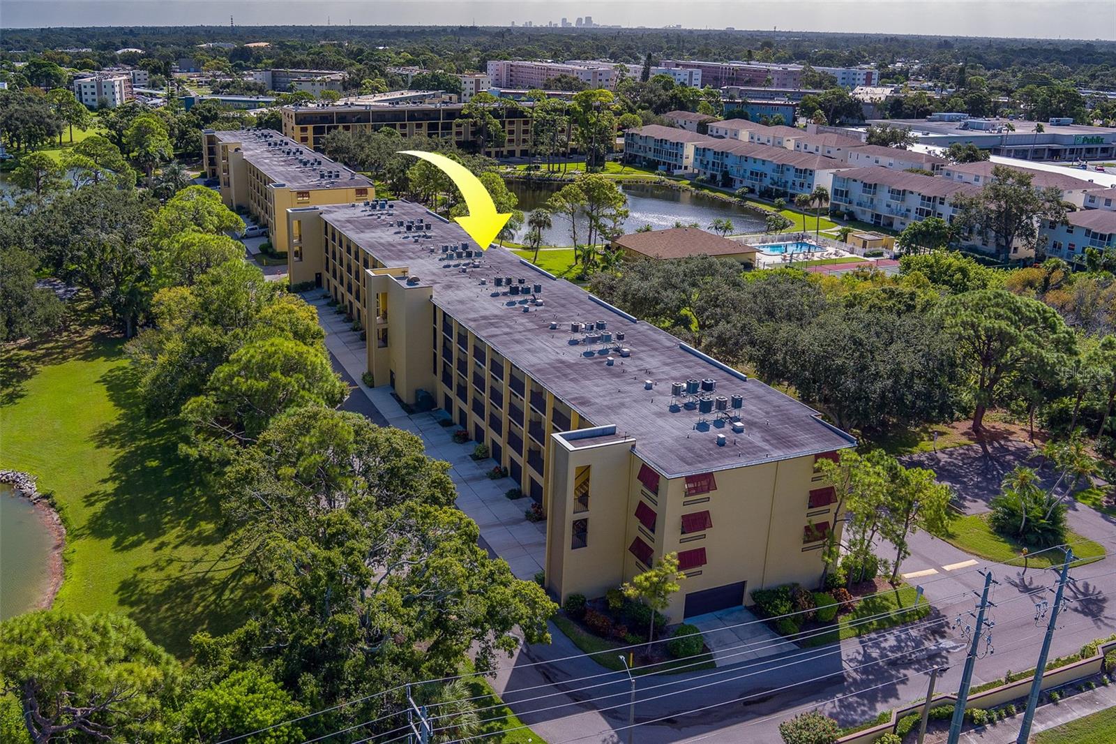 6000 PARK PLACE CONDO - Residential