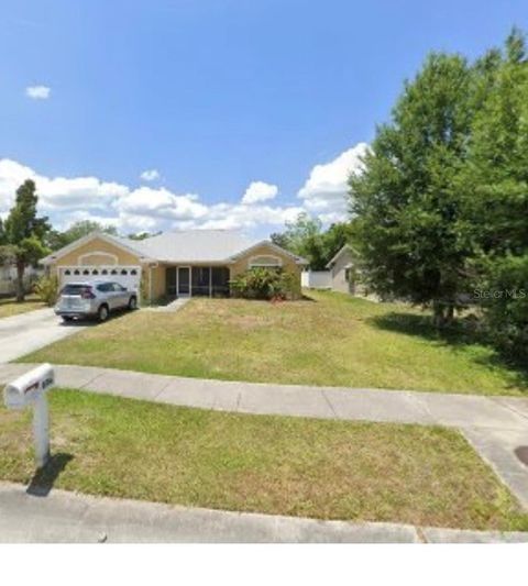 Photo of 806 N Forrest Avenue, Kissimmee, FL 34741 (MLS # S5144618)