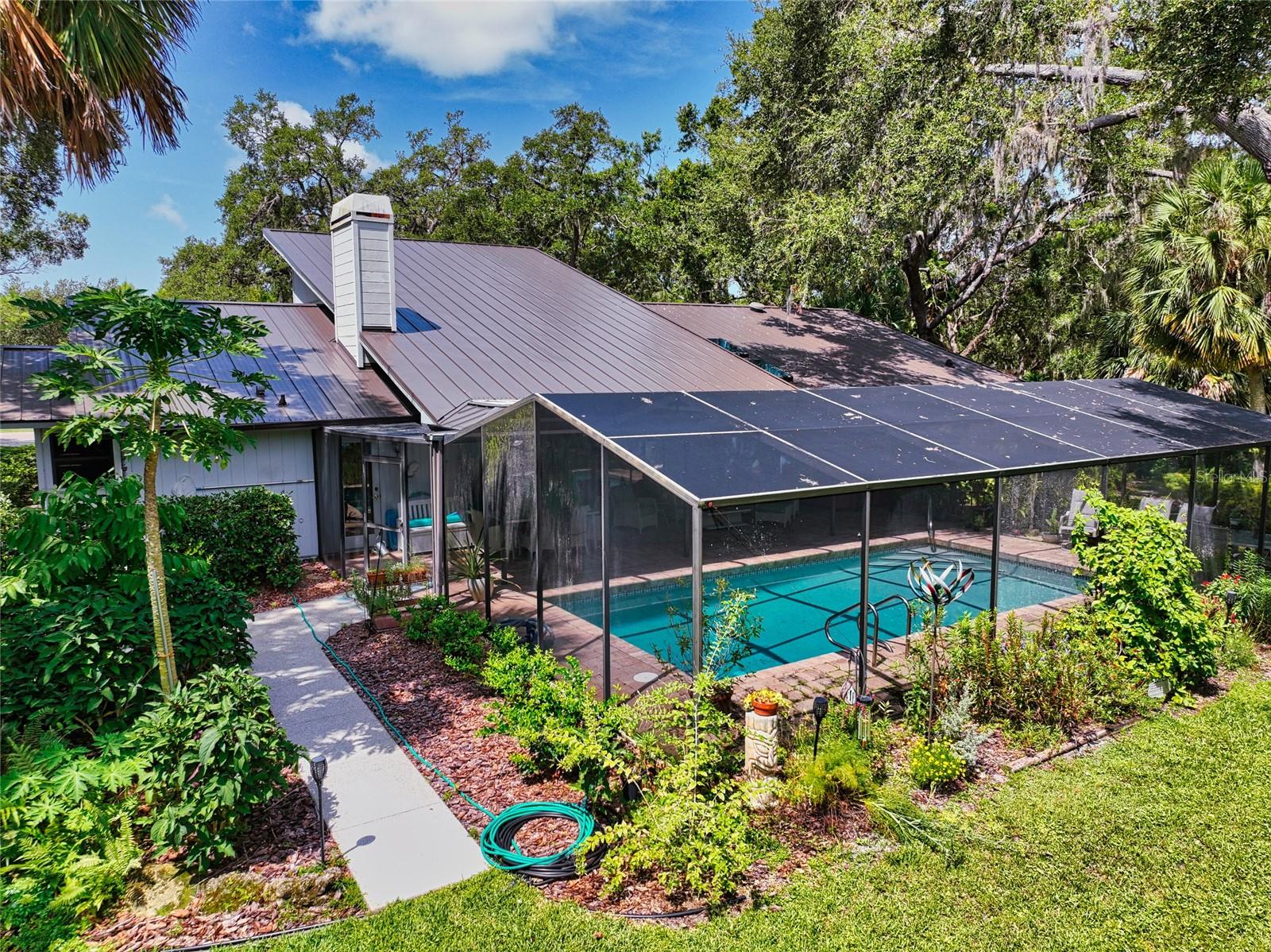 HIDDEN OAKS ESTATES - Residential