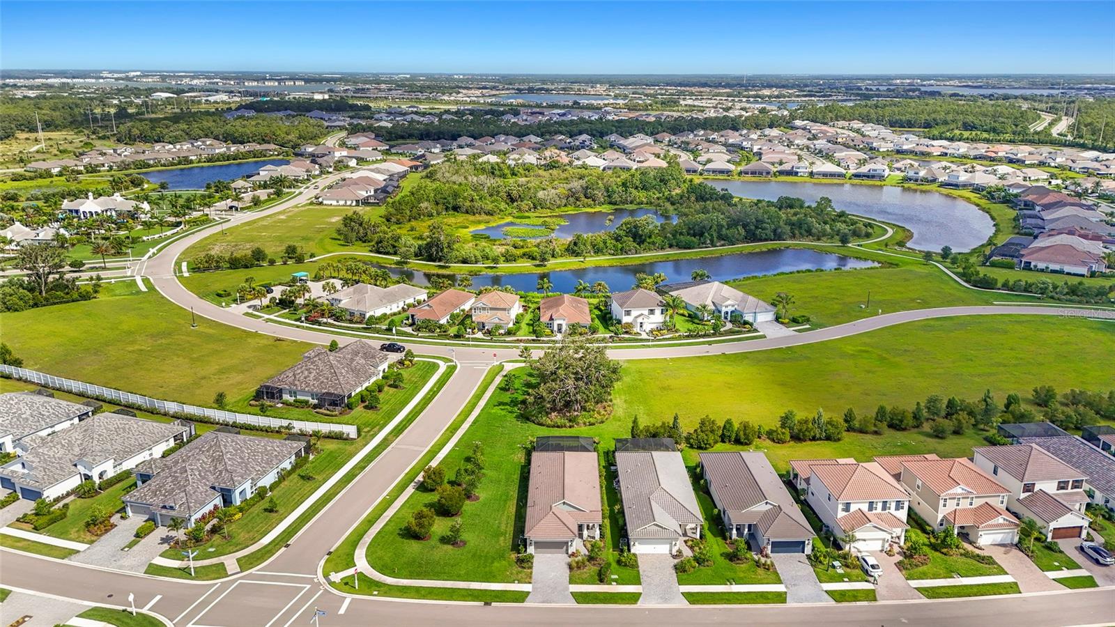 WINDWARD/LAKEWOOD RANCH PH 1 - Residential