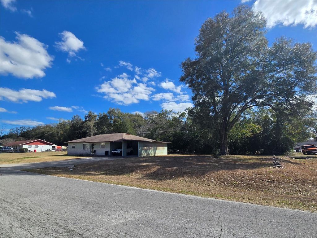 Photo of 2100 NE 54th Street, Ocala, FL 34479 (MLS # OM719047)