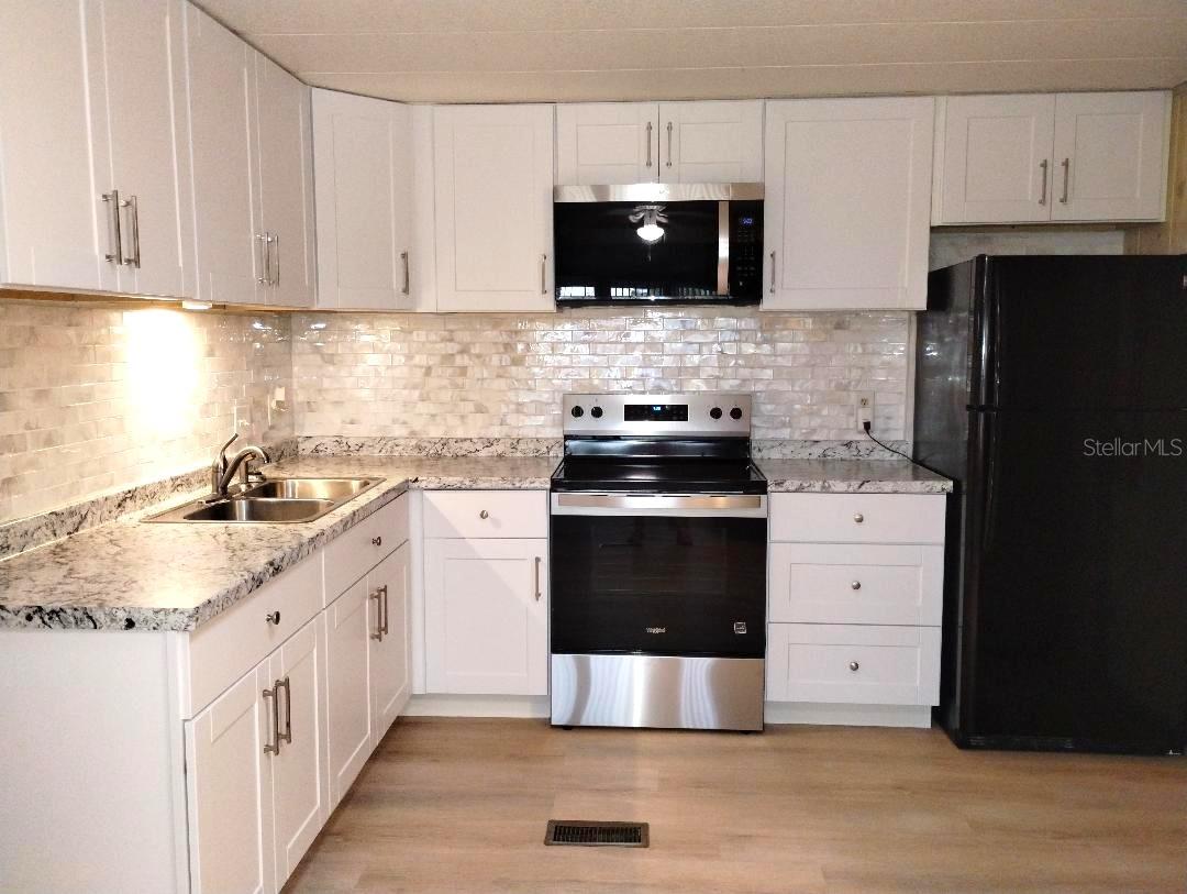 BROOKRIDGE - Residential