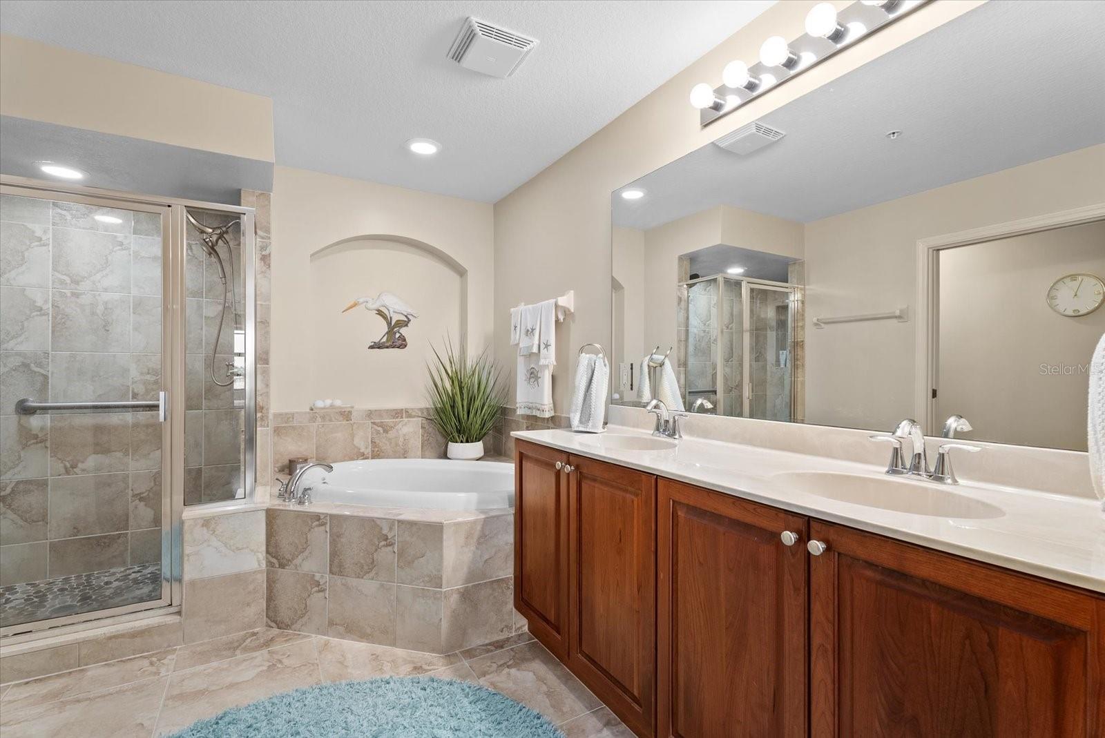 WATER GARDENS - Residential