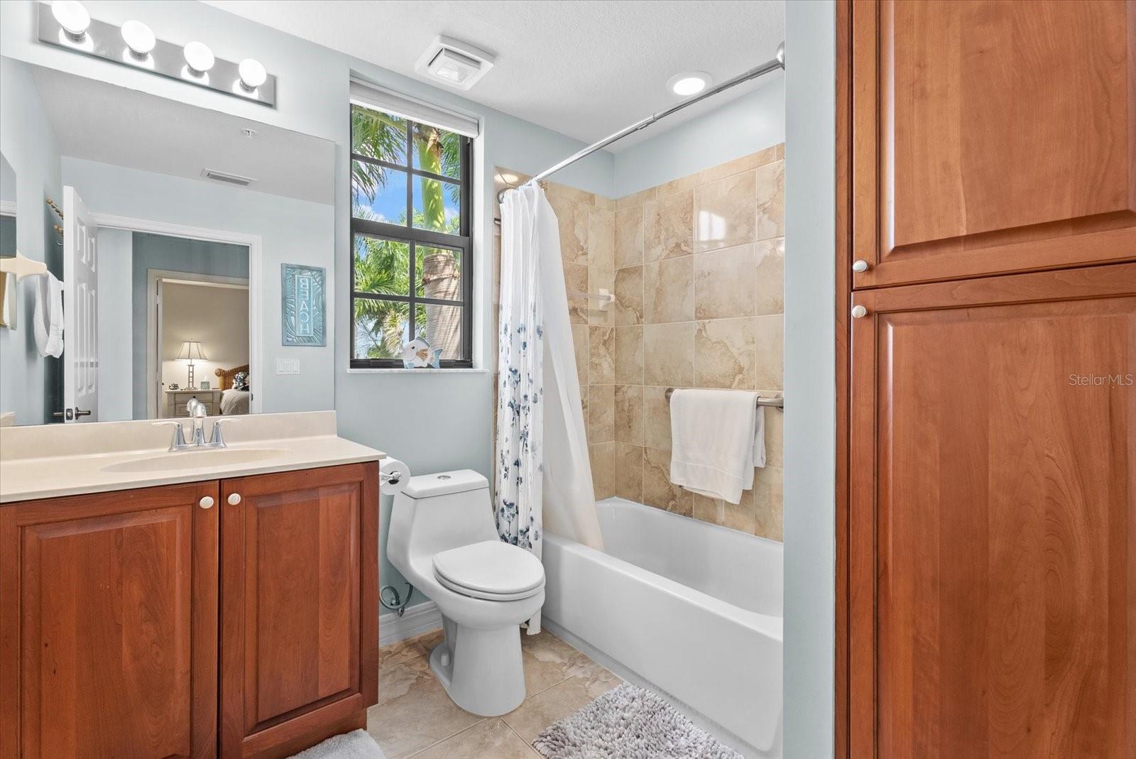 WATER GARDENS - Residential