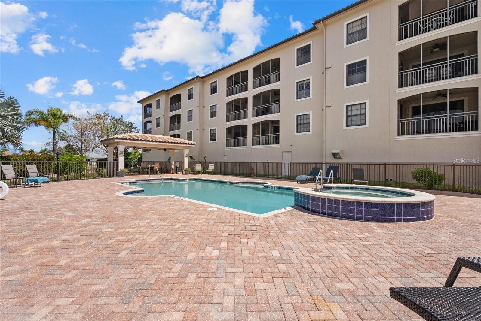 WATER GARDENS - Residential