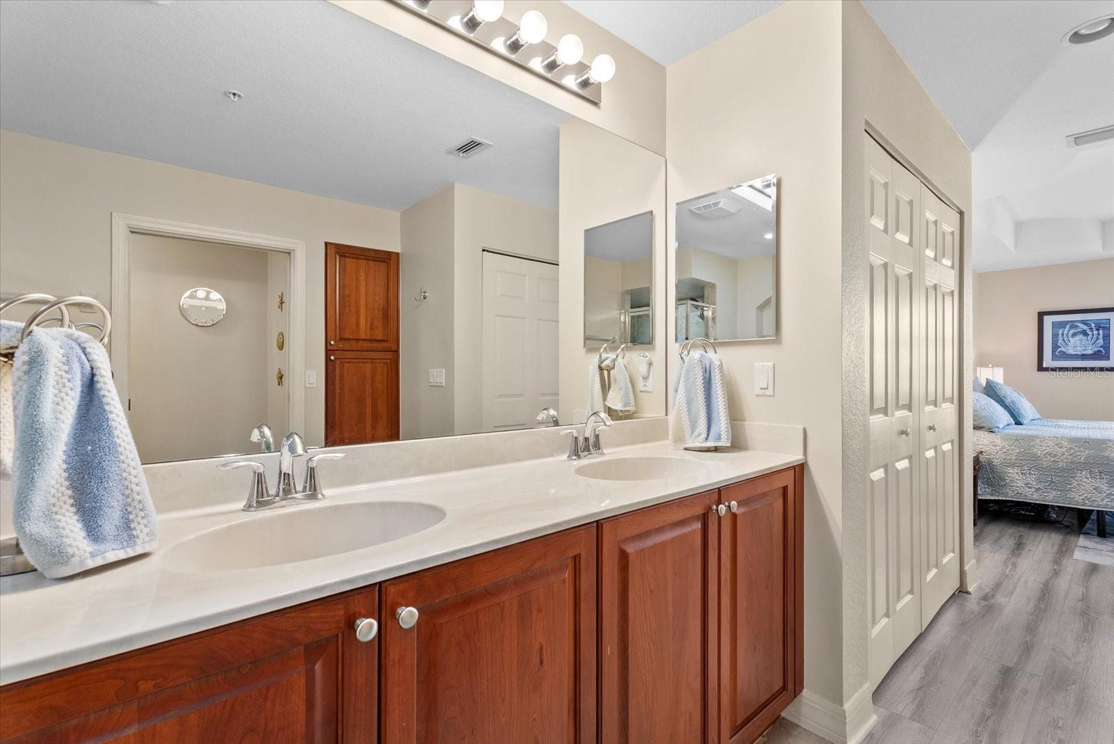 WATER GARDENS - Residential