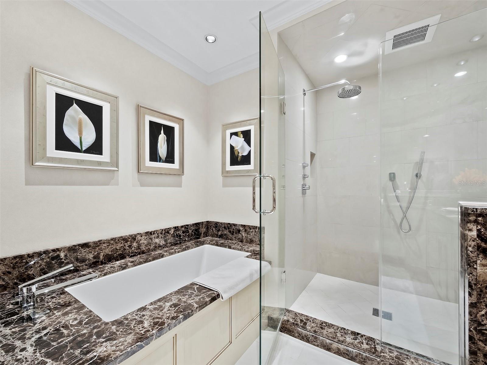 VILLA DI LANCIA PH 1 - Residential
