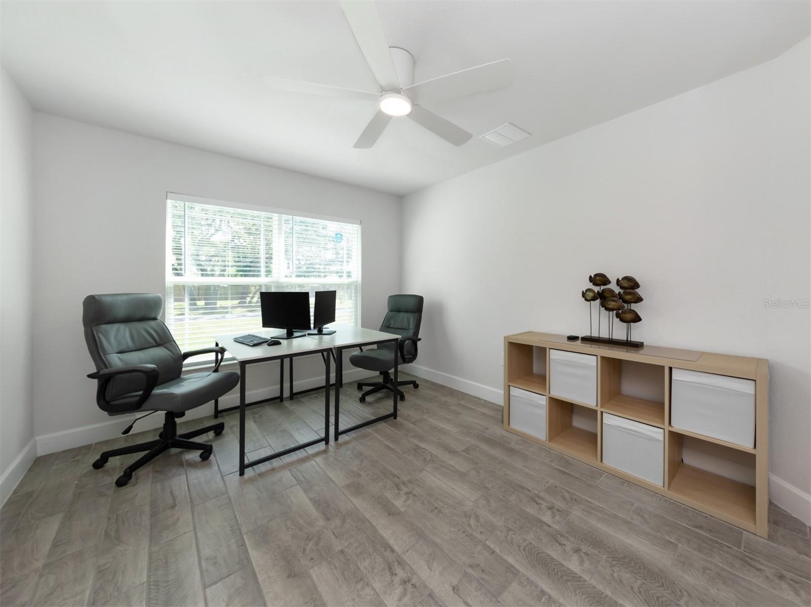 SOUTH VENICE - Residential Lease