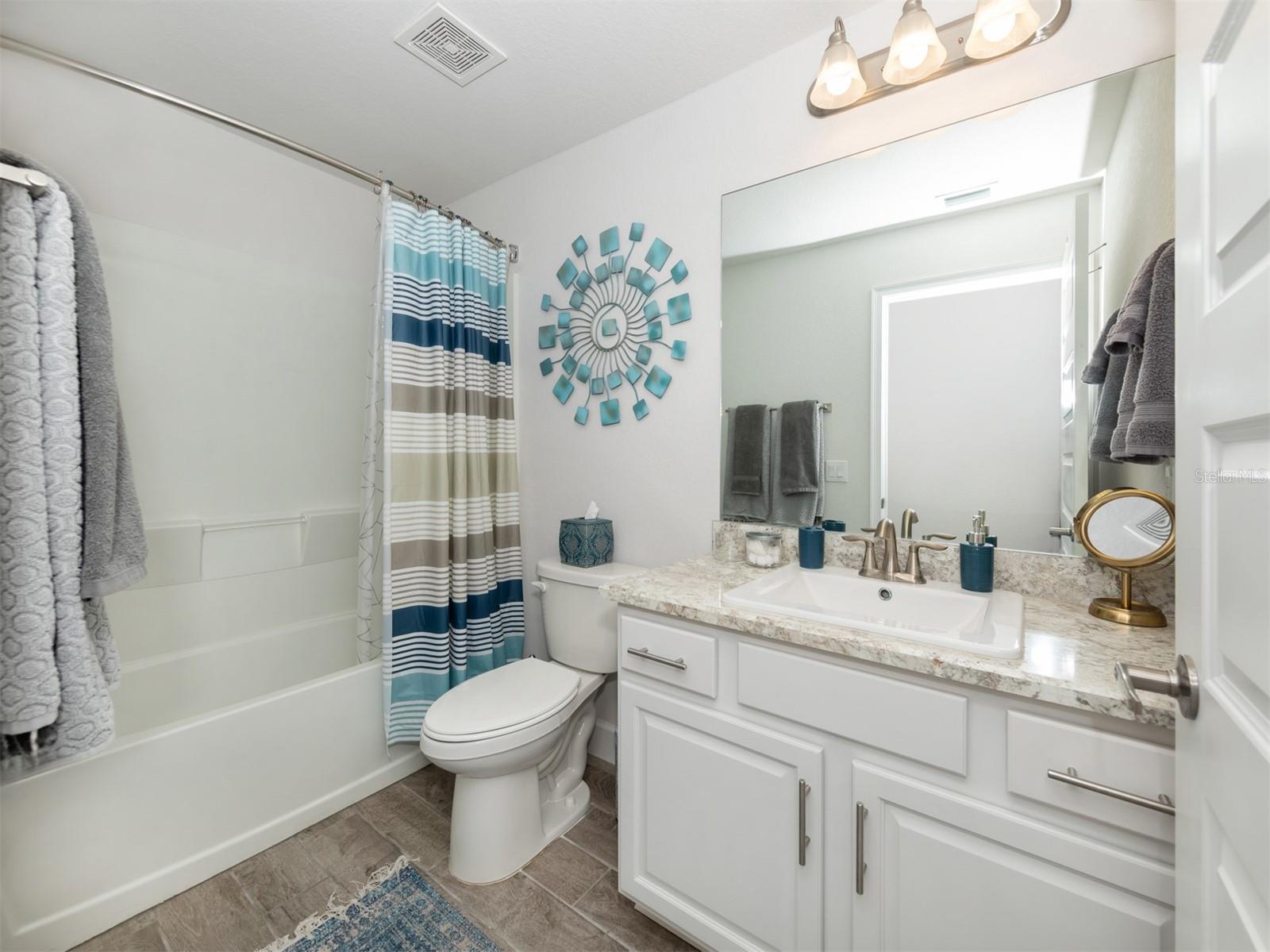 SOUTH VENICE - Residential Lease
