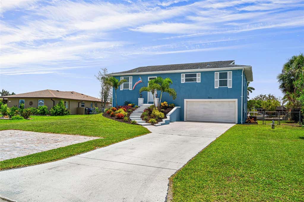 Photo of 5404 Bay State Road, Palmetto, FL 34221 (MLS # A4700079)