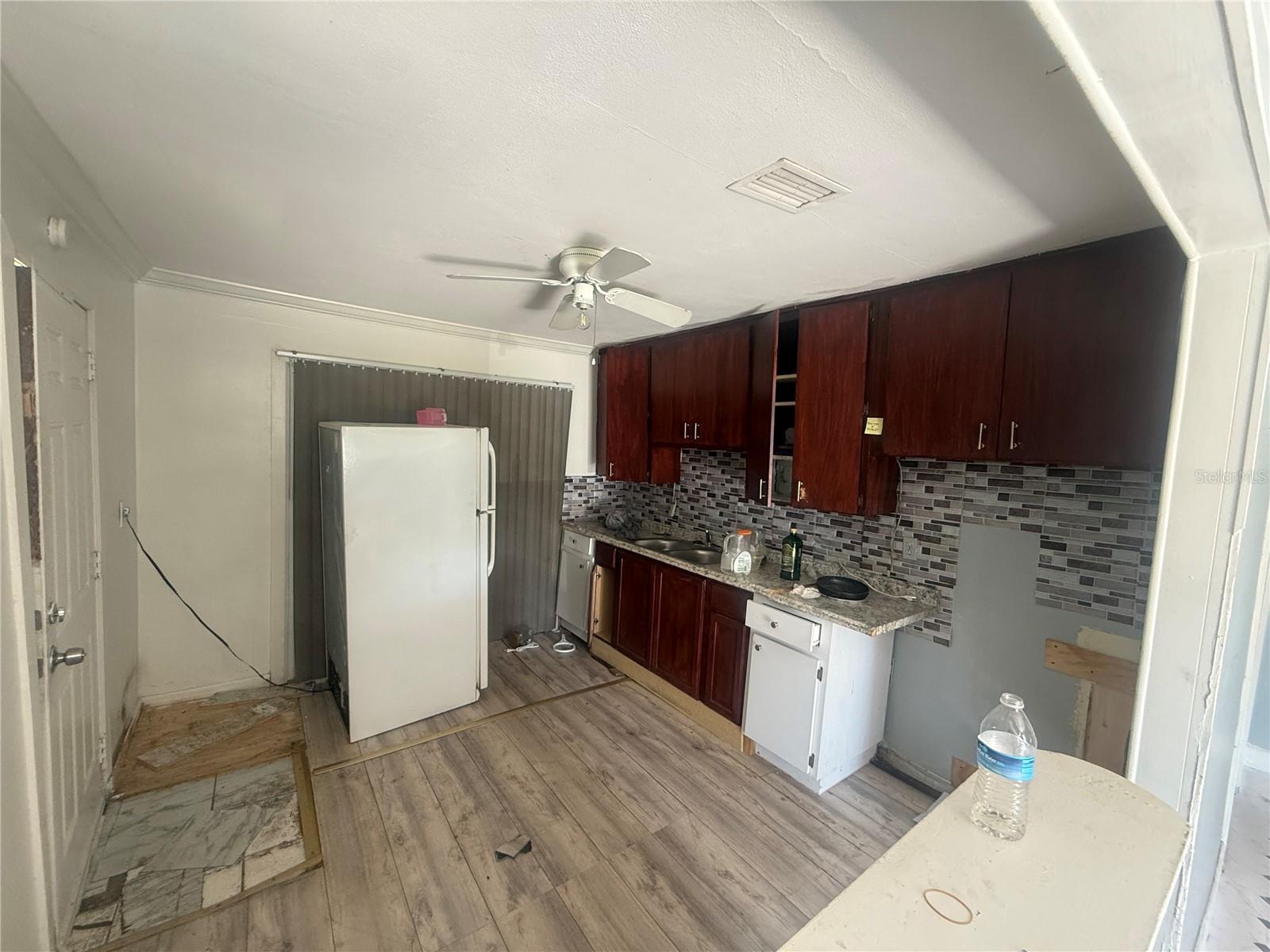 14928 PINECREST ROAD