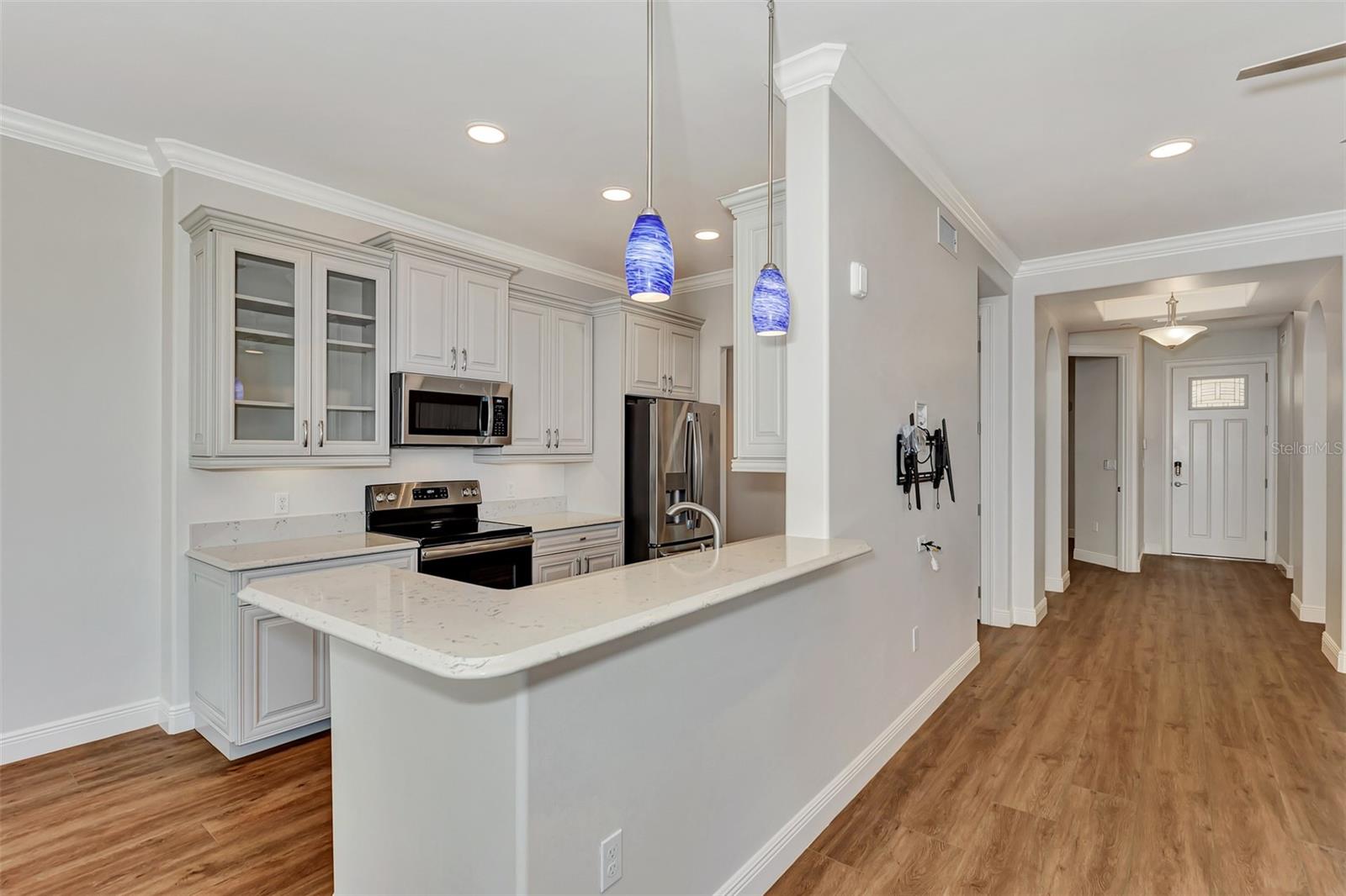 CHE VISTA CONDO - Residential Lease