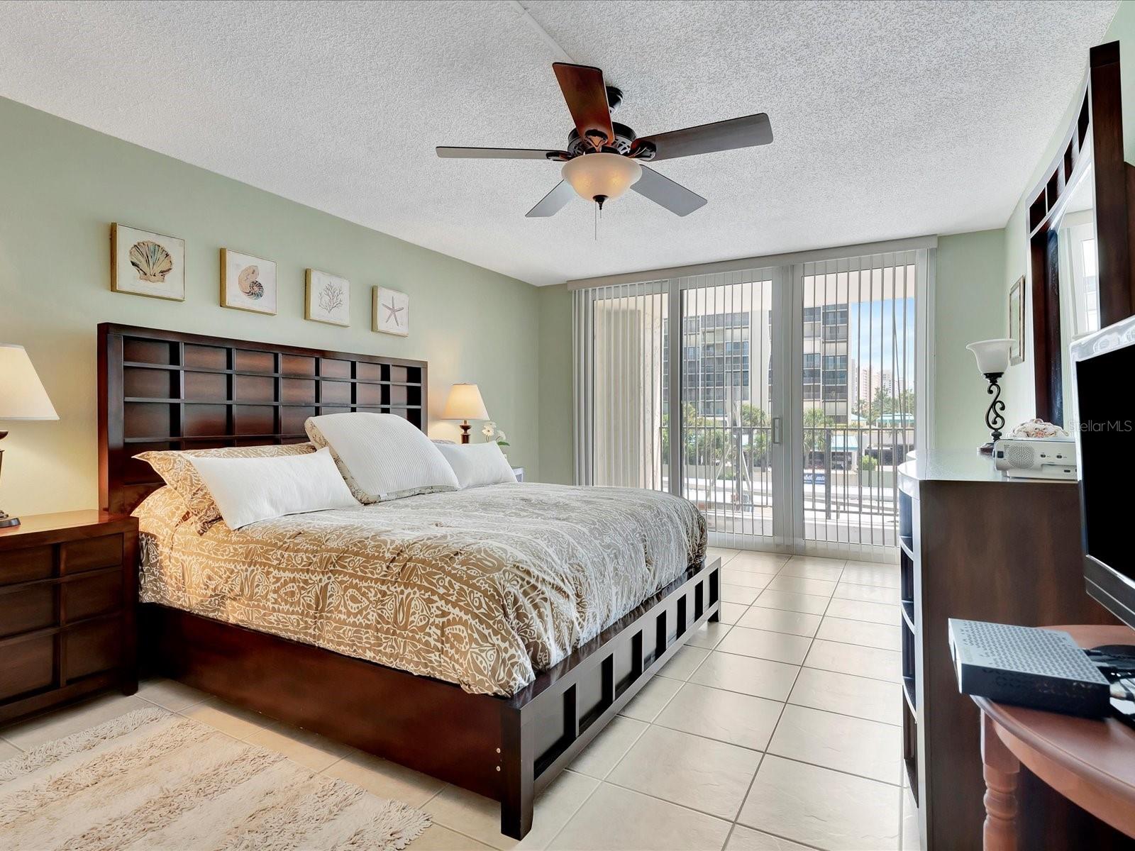 SAND KEY CONDO-SOUTH BEACH 1 - Residential Lease