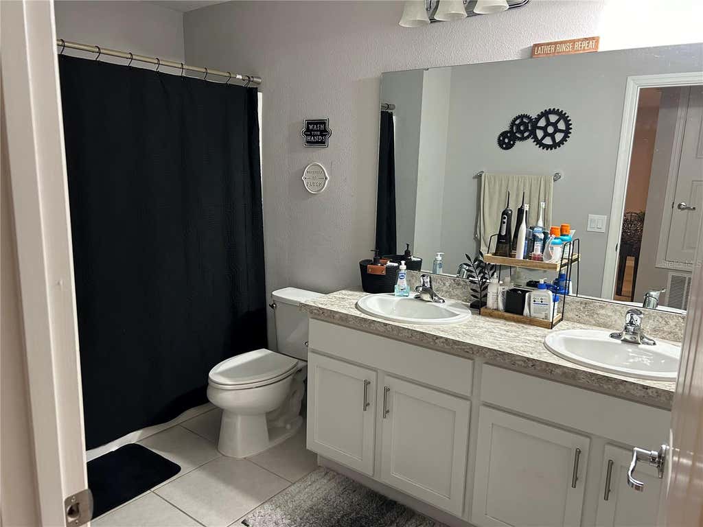 Photo of 3363 Bellezza Court, Kissimmee, FL 34746 (MLS # O6429510)