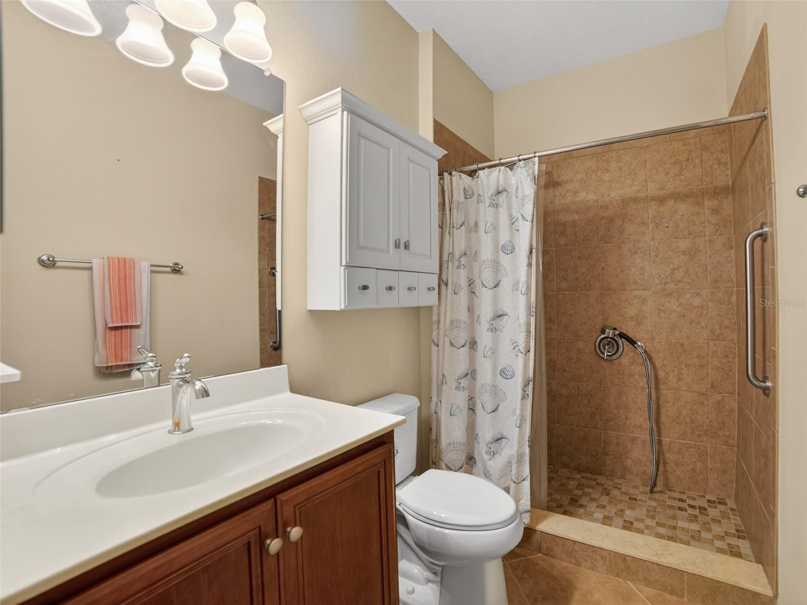 SOUTHSHORE FALLS PH 02 - Residential