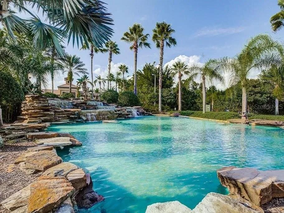 SOUTHSHORE FALLS PH 02 - Residential