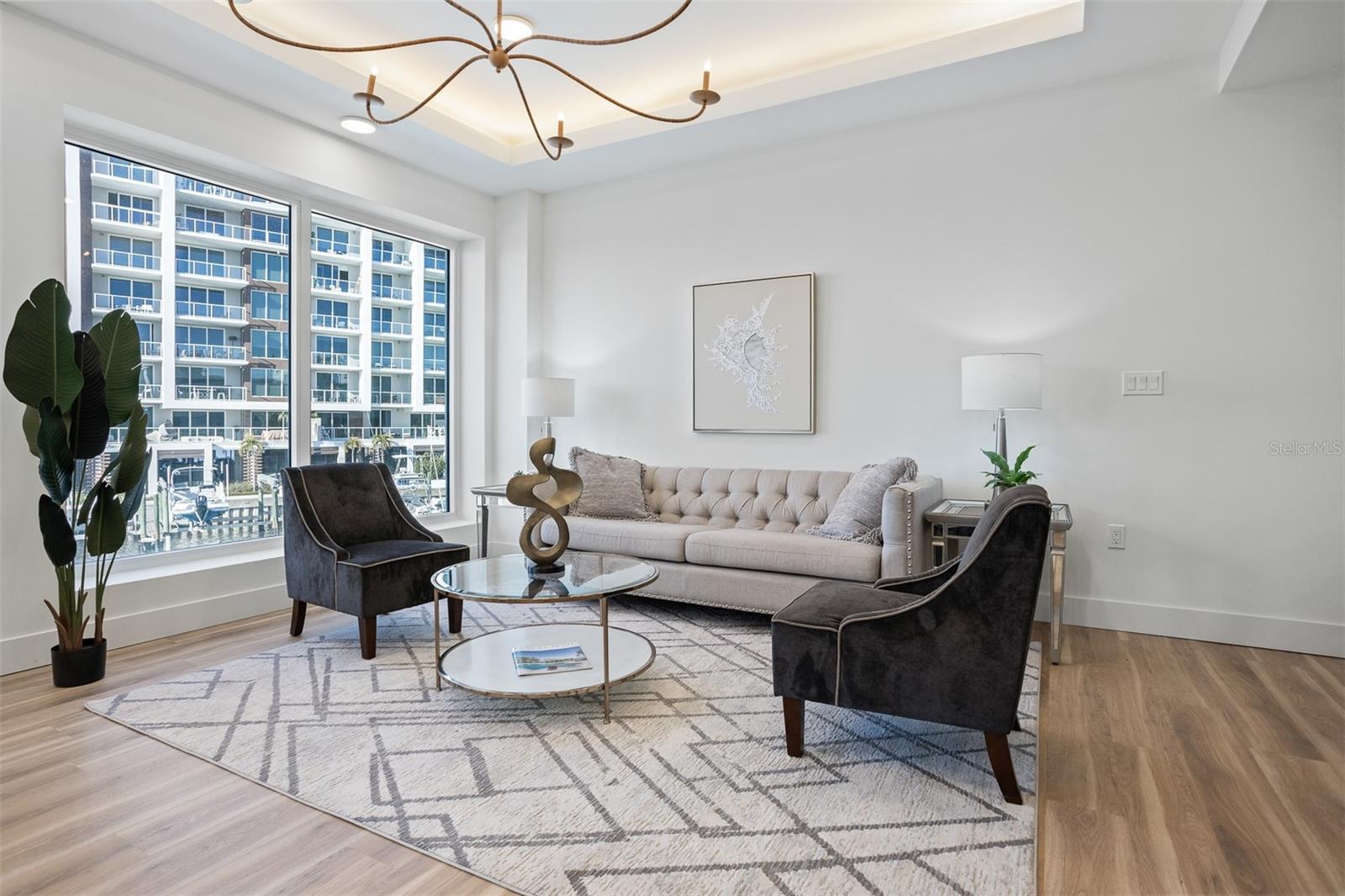 MARINA BAY MASTER CONDO - Residential