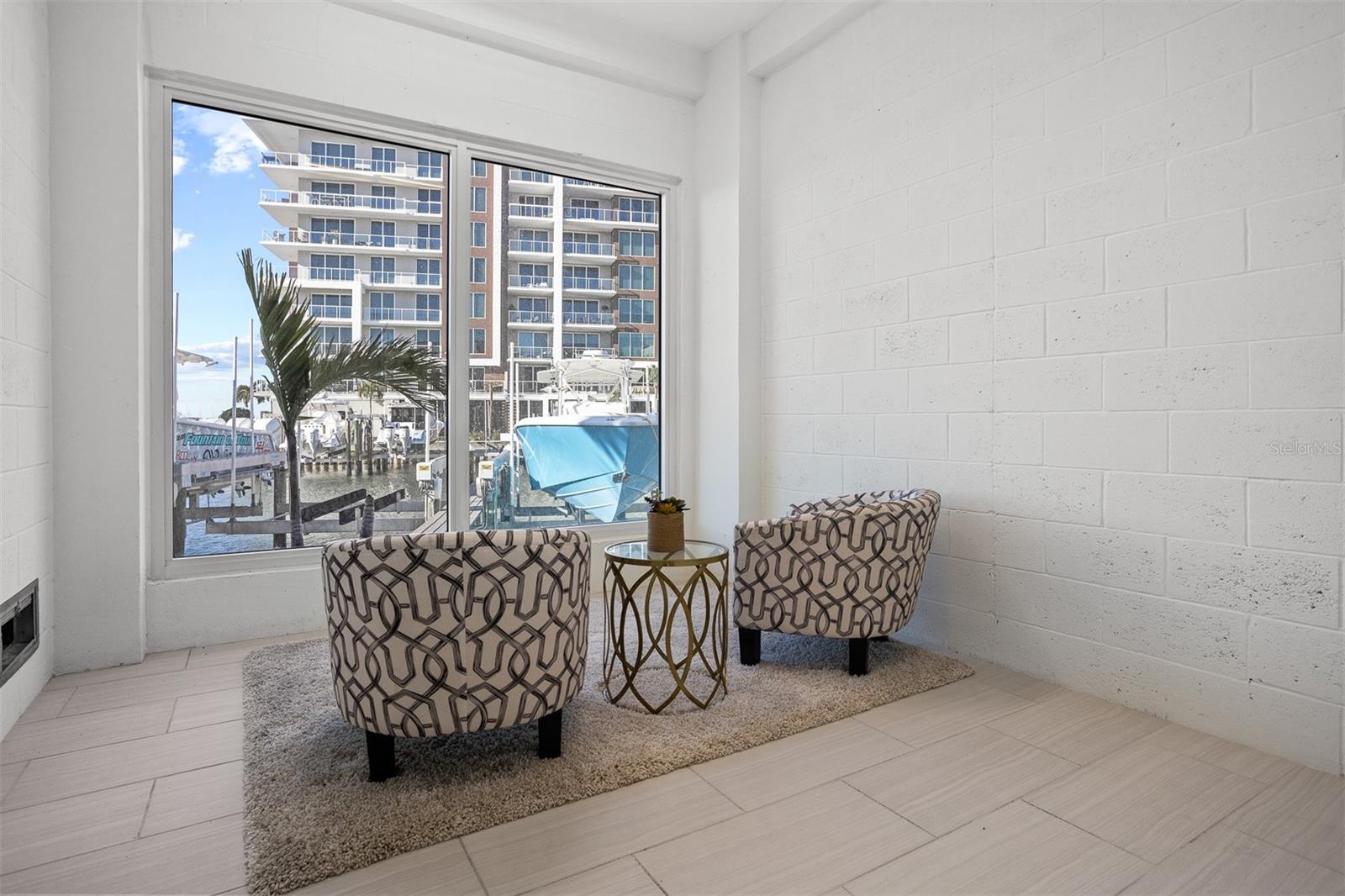 MARINA BAY MASTER CONDO - Residential