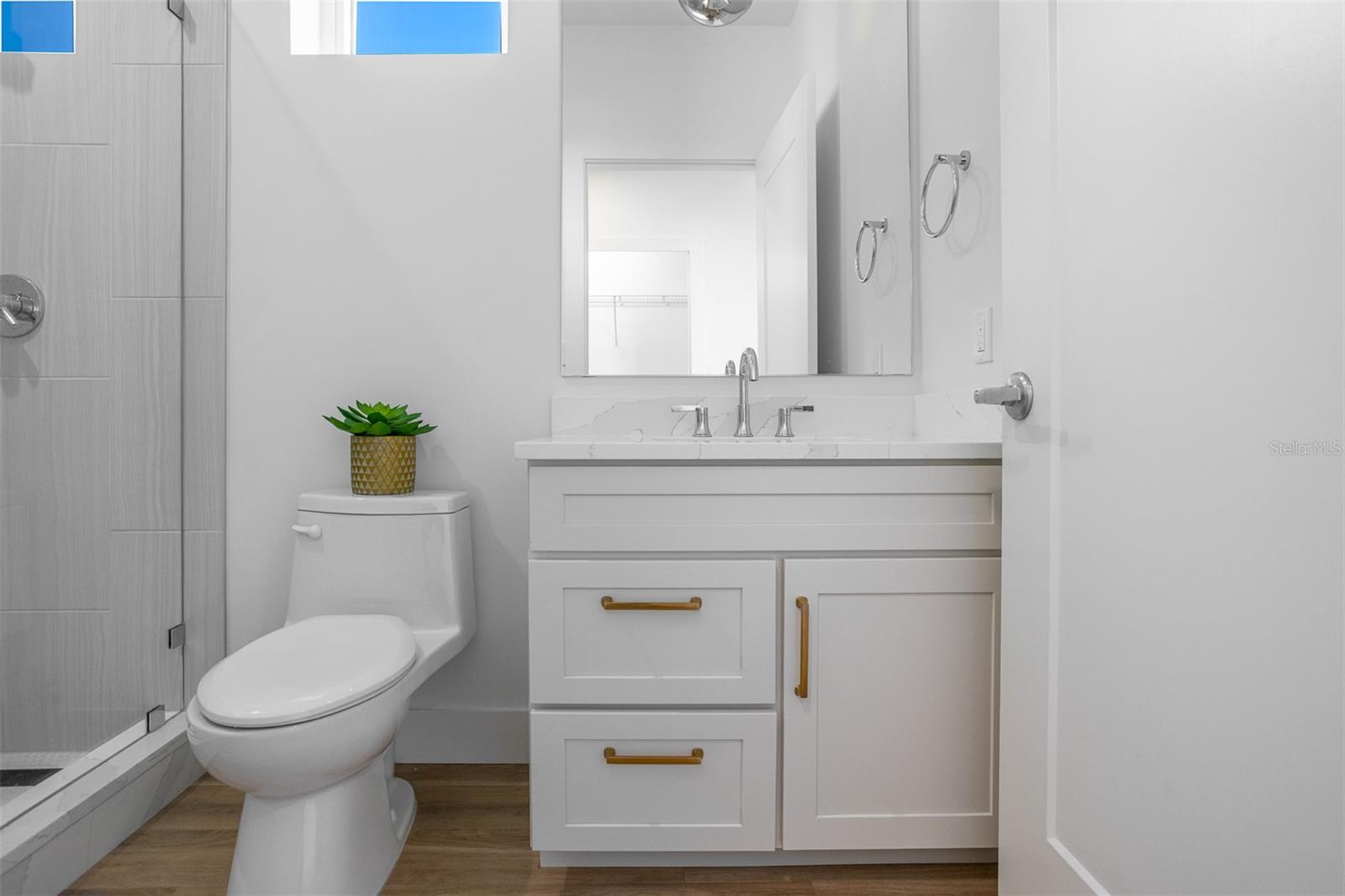 MARINA BAY MASTER CONDO - Residential