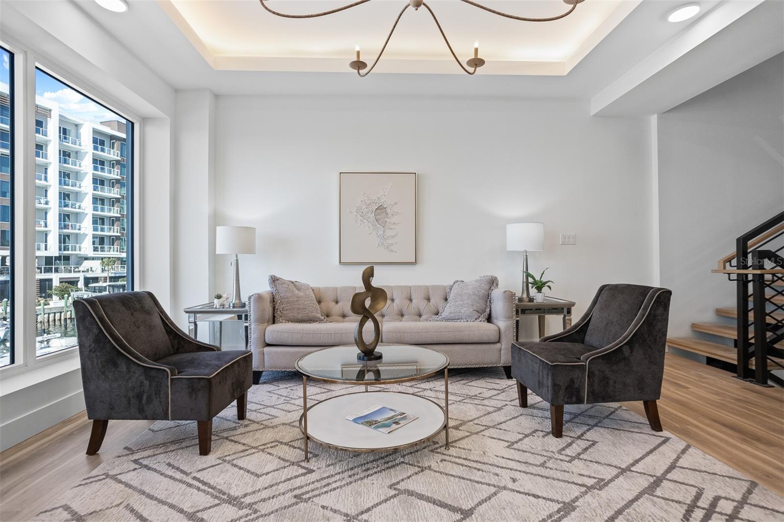 870 N OSCEOLA AVENUE